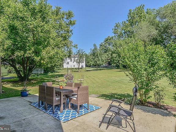 5th image of 3464 Little Hunting Creek Dr