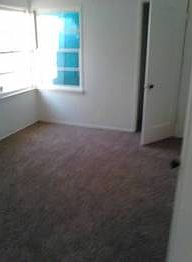 3rd image of 608 N Lincoln St #A
