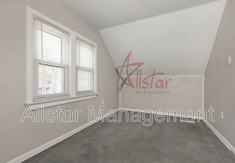 983 Clinton Ave — Photo 19