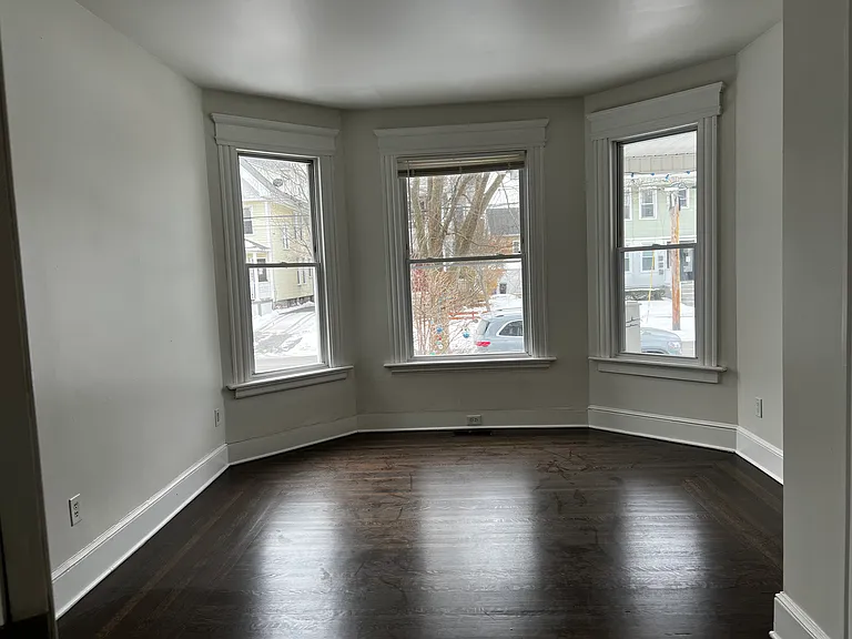 879 Elm St — Photo 17