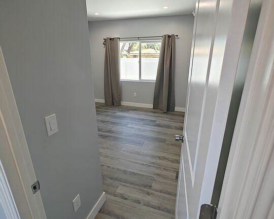 5th image of 8617 Hatillo Ave