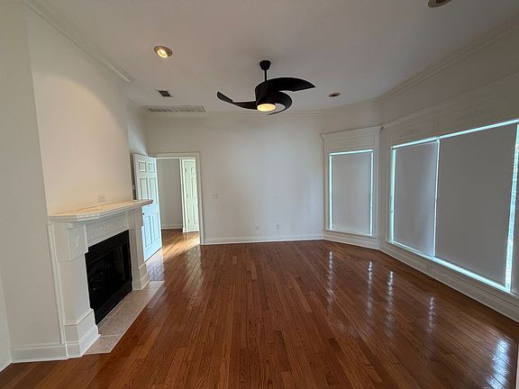 4th image of 105 Serenity Ln