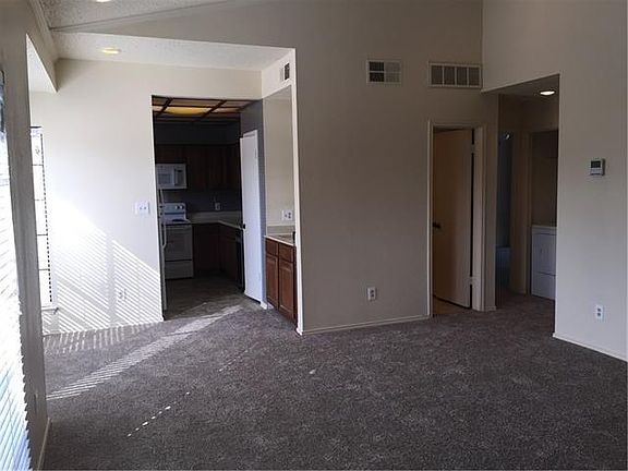 5th image of 2736 Silver Creek Dr APT 222