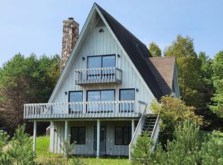 11948 Timberline Rd, Ellison Bay, WI 54210