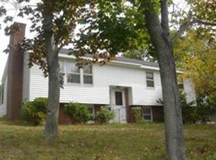 181 Mount Pleasant St, Lowell, MA 01850
