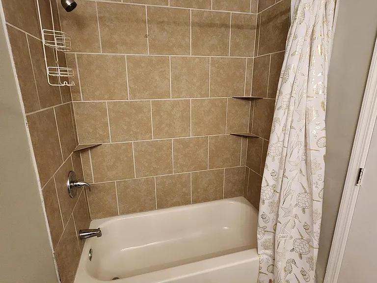 2228 Timberwood Cir N — Photo 26