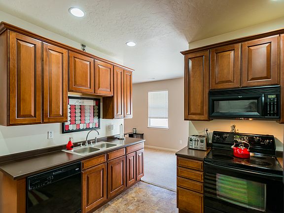 5th image of 4947 W Mimosa St