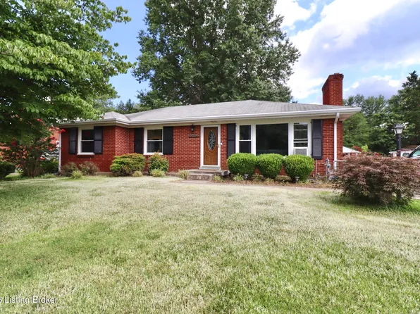 10026 Prairie Dr, Louisville, KY 40272