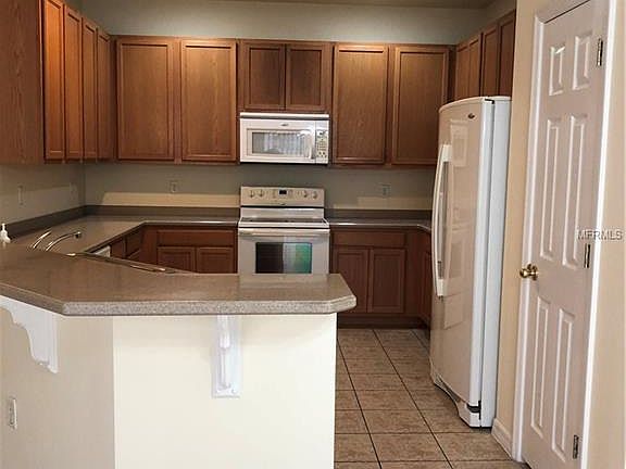 5th image of 3036 Seaview Castle Dr