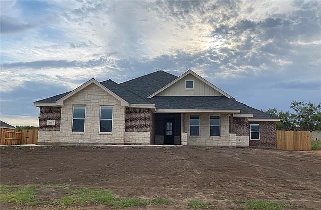 1st image of 190 Newhouse Dr
