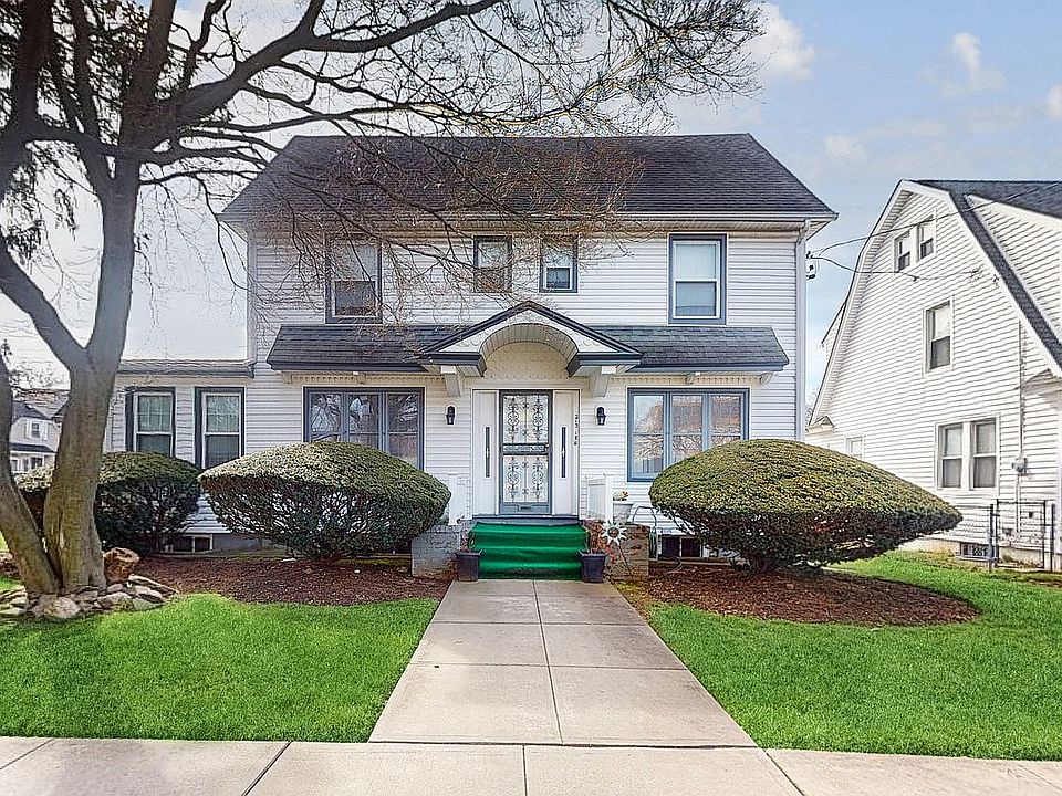 1st image of 21318 110th Ave
