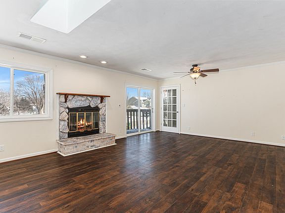 2nd image of 1549 W Stonehenge Dr #1549