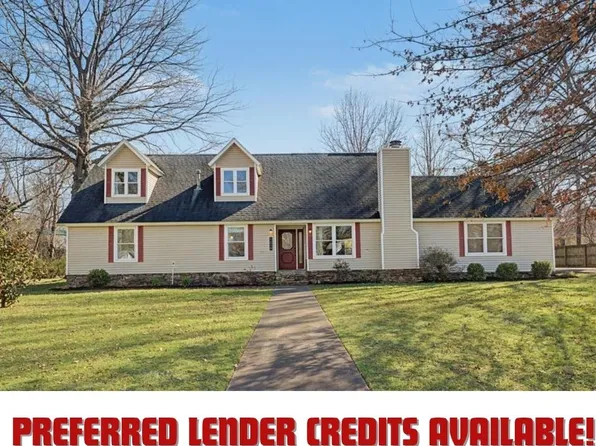 1619 E Terry Dr, Fayetteville, AR 72703