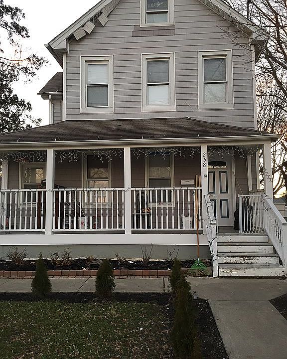 2nd image of 258 7th Ave
