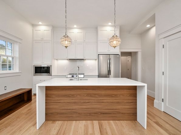 30 W Main St #2