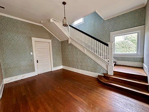 4th image of 1307 Marshall Rd