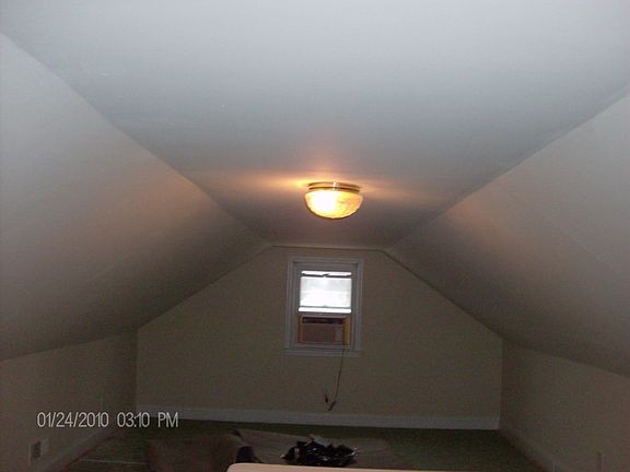 older photo but room has been freshly painted