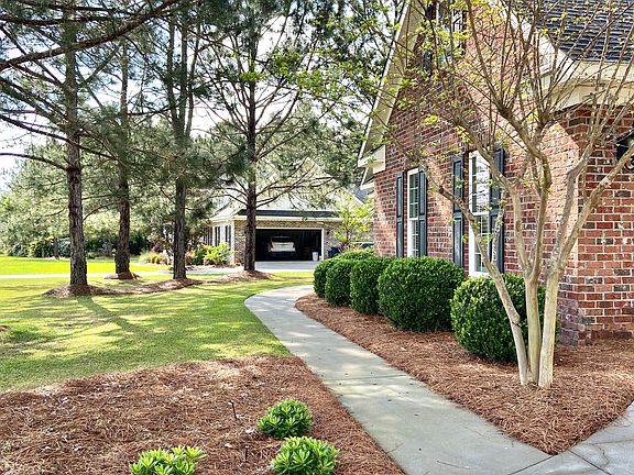 2nd image of 1011 Johnson Dr