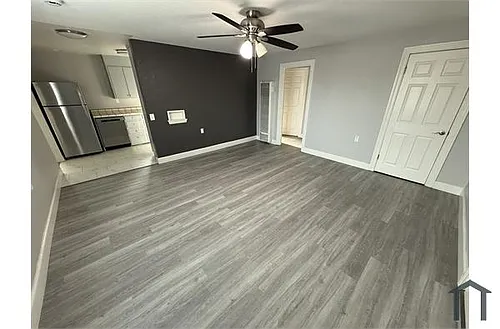 1507 Jacobsen St Photo 1