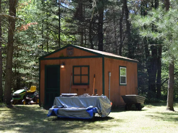 4696 Bayview Dr, Rhinelander, WI 54501