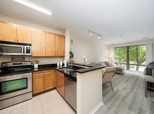 24 Avenue At Port Imperial APT 112, West New York, NJ 07093