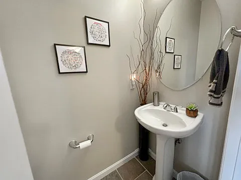 3450 Golden Ave #14 — Photo 6