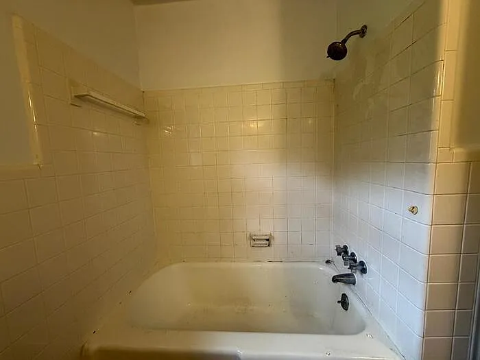 3720 S Providence Rd — Photo 16