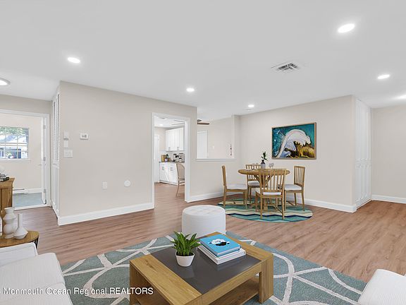 4th image of 131 Farrington Court #A