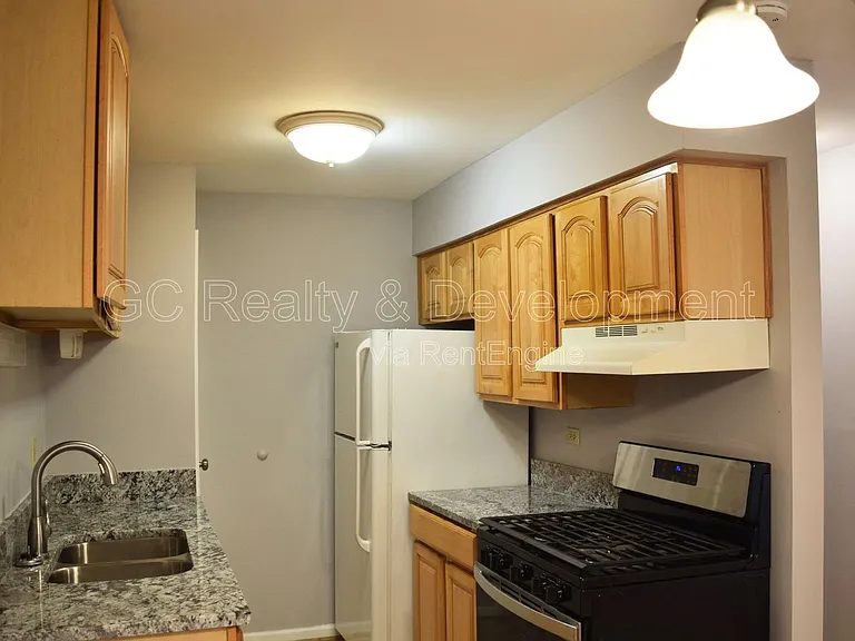 1180 Meadow Ln #206 — Photo 4