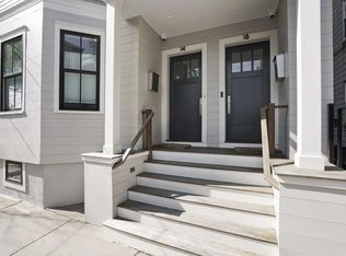 14 Hardwick St #1, Cambridge, MA 02141