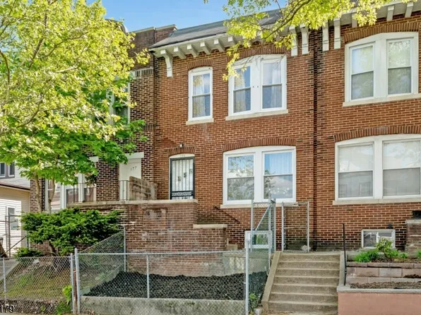 179 William St, East Orange City, NJ 07017