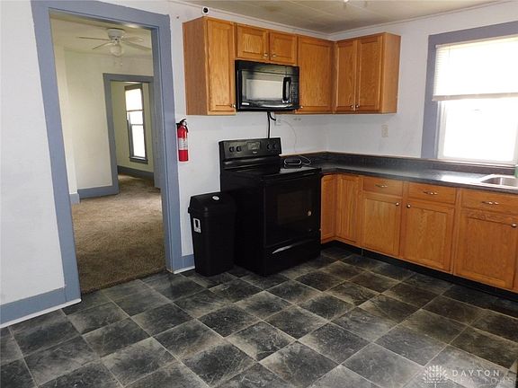 5th image of 1015 Covington Ave