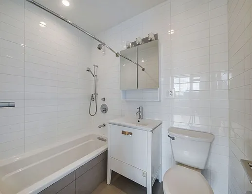 Rented by MNS Marketing | media 11