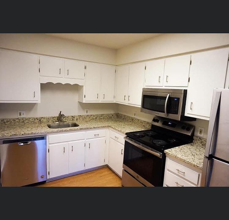1st image of 1051 NW Greenwood St #1051