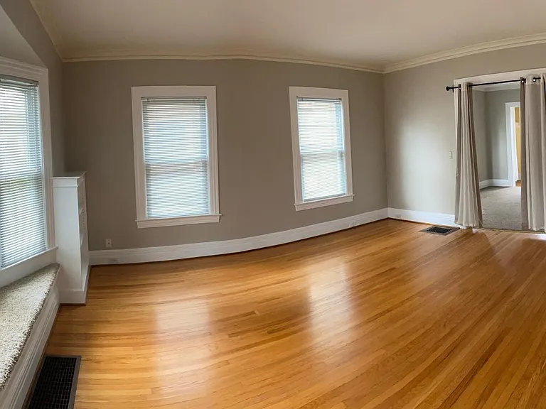 147 Vassar St — Photo 5