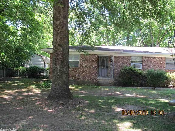 2nd image of 608 Ethel Dr