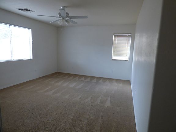 4th image of 10002 W Miami St