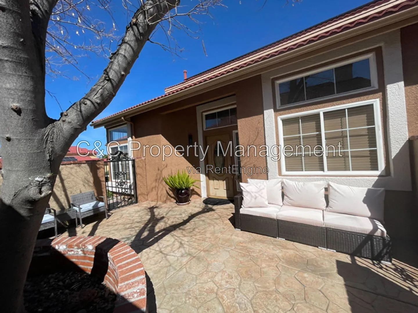 3 bed, 3.0 bath, 2558 sqft, $3,500 — Photo 4