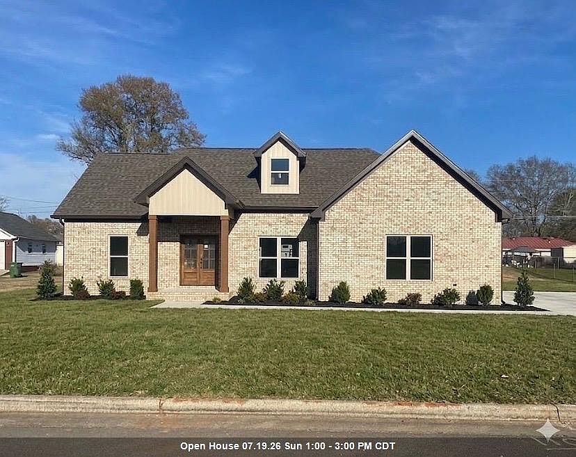 1st image of 110 Fieldwood Dr