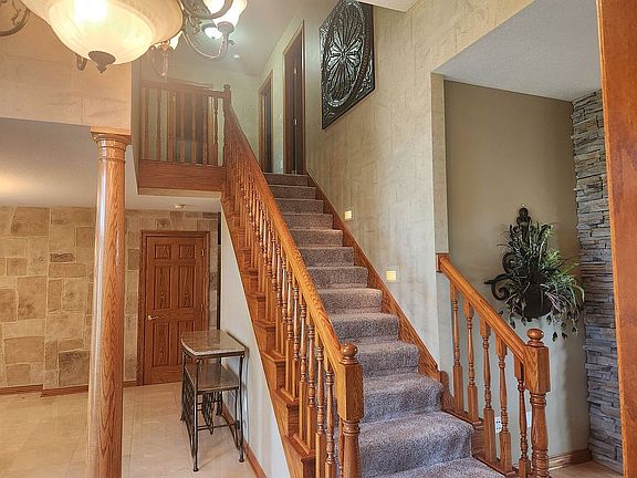 4th image of 3604 129th St