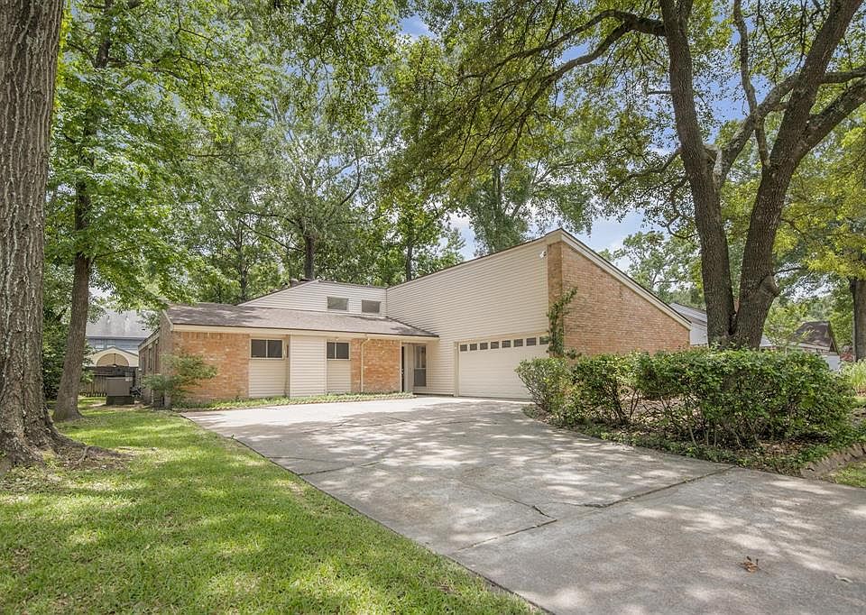 1st image of 3510 Forest Village Dr