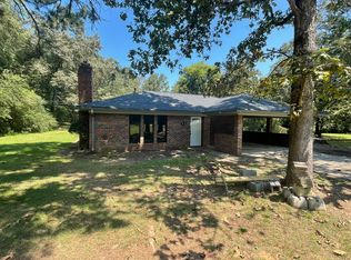 561 Fairview Rd NW, Calhoun, GA 30701