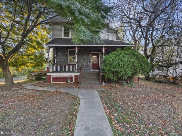 216 Collingdale Ave, Darby, PA