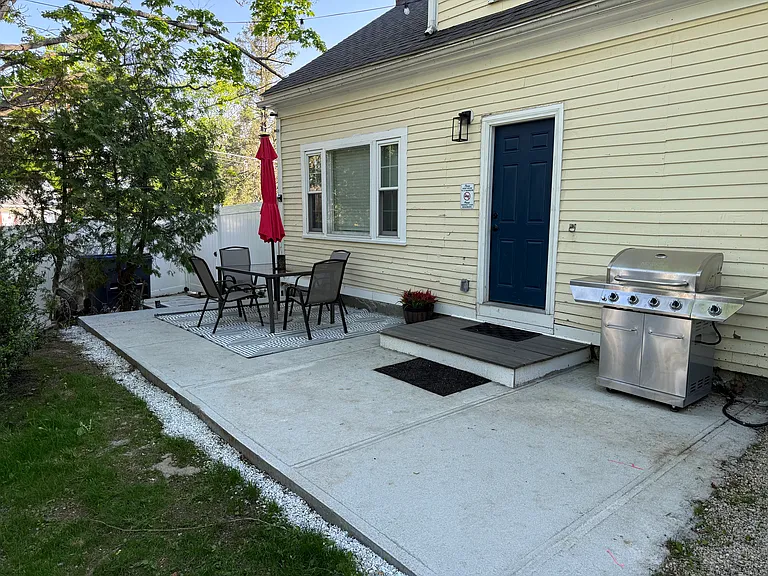 Prospect St — Photo 21