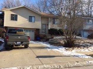 903 Evergreen Ave, Bellevue, NE 68005