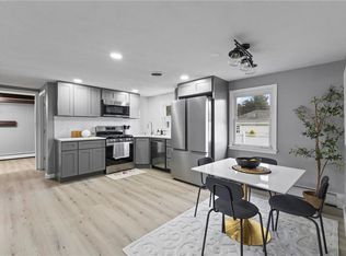 210 Macklin St, Cranston, RI 02920