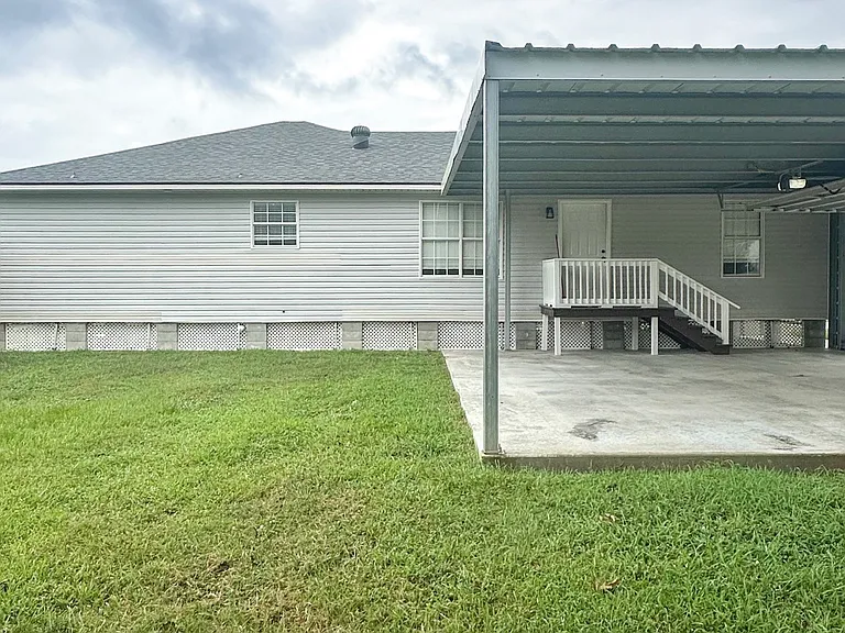 Fallis Rd — Photo 15