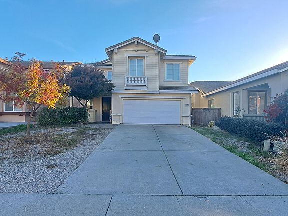 2nd image of 3448 Beretania Way