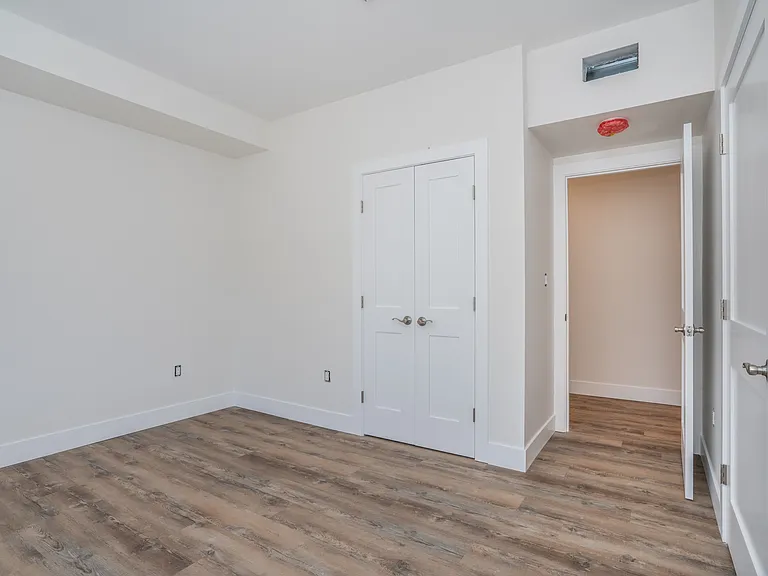 388 Carroll Ave #1 — Photo 8