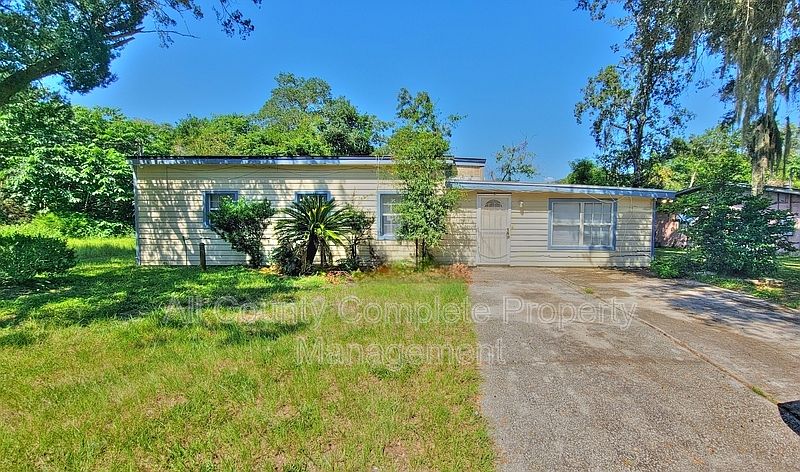 1st image of 10610 Ithaca Dr